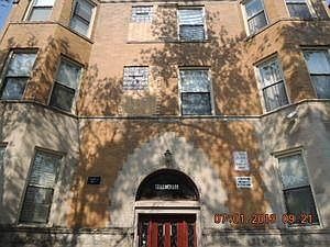 1st image of 4858 S Prairie Ave APT 1A