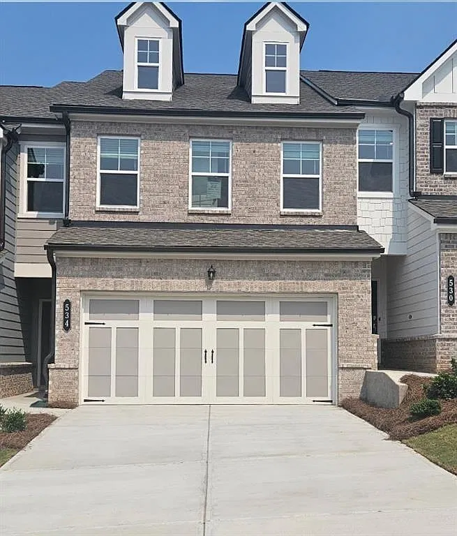 3 bed, 2.5 bath, 1825 sqft, $2,250 — Photo 1