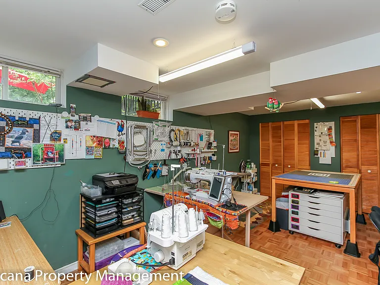 437 Riverdale Ave — Photo 24