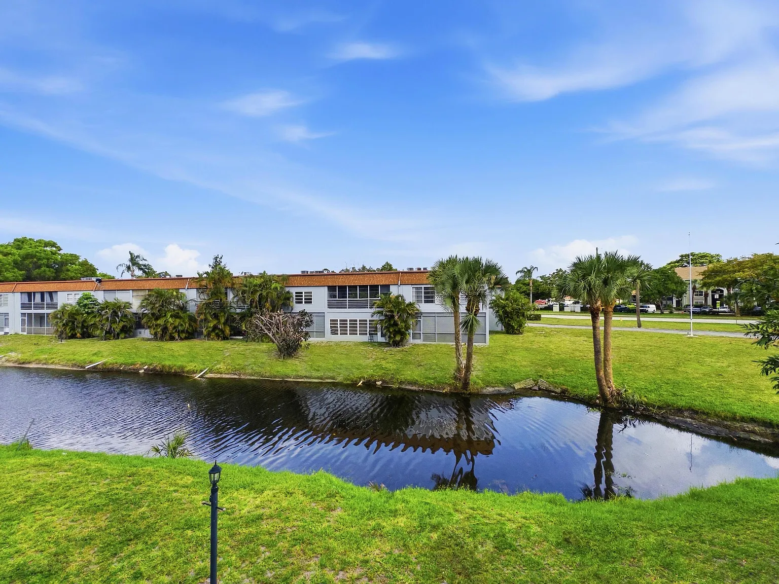 1 bed, 1.0 bath, 540 sqft, $1,600 — Photo 3