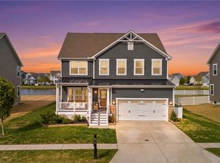 1049 Olmstead St, Chesapeake, VA 23323