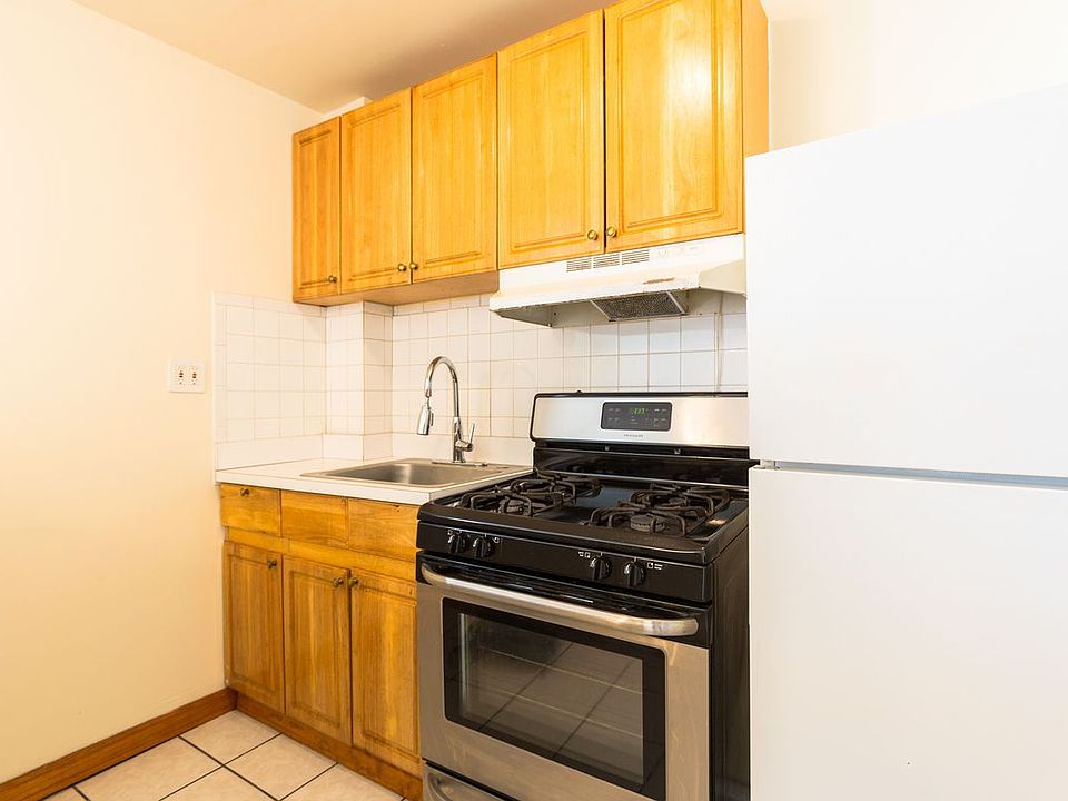 1st image of 808 Dean St APT 1