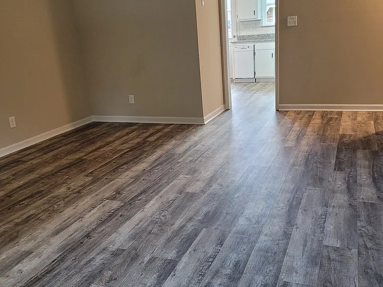 247 Line St #D — Photo 7
