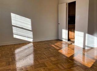 166-05 Highland Ave #4D, Jamaica, NY 11432