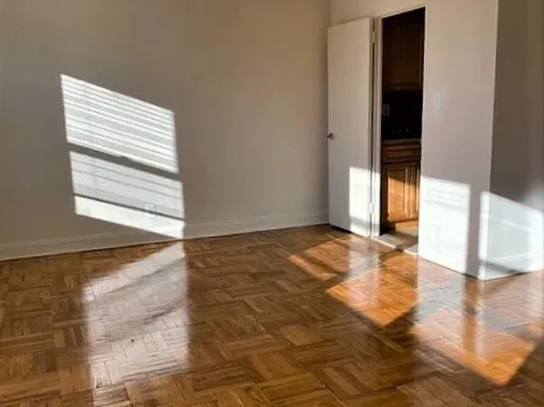 166-05 Highland Ave #4D, Jamaica, NY 11432