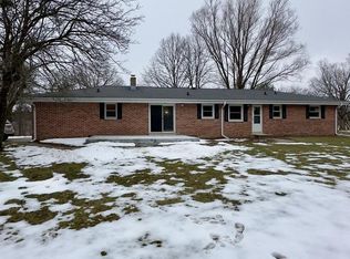 S92W26895 Edgewood Ave, Mukwonago, WI 53149