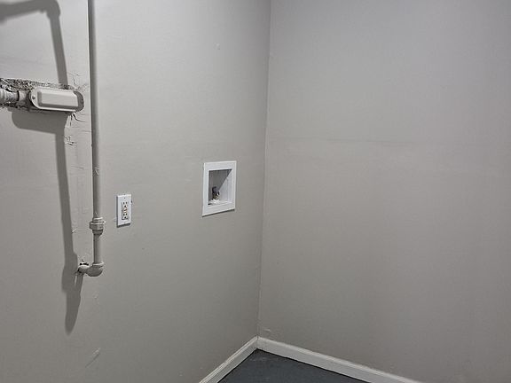 4th image of 4232 W 20th Pl