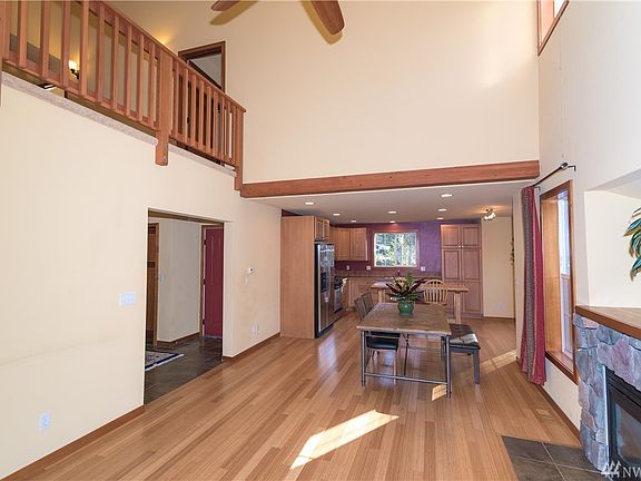 4th image of 7565 Canyon View Dr