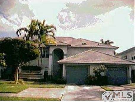 1st image of 11730 Briarwood Cir APT 2