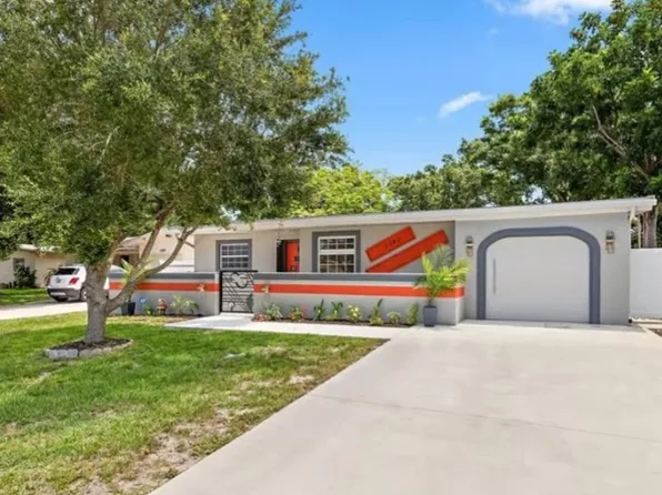 1343 S Hillcrest Ave, Clearwater, FL 33756