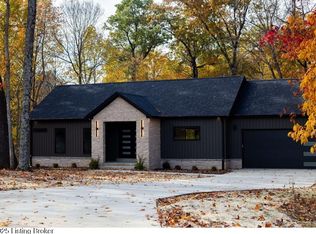 1304 Burns Rd, Radcliff, KY 40160