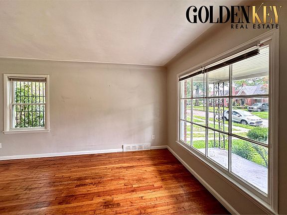 4th image of 15889 Biltmore Ave