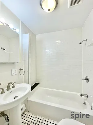 Rented by Spire Group | media 38