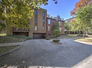 717 W Prairie Ave APT 2, Decatur, IL 62522