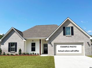1557 Old Tucson Ave, Zachary, LA 70791