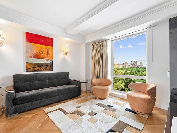 5th image of 160 Central Park S #1009