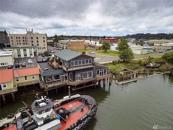 2nd image of 709 Levee St