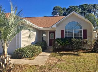 1508 Oakhill Rd, Gulf Breeze, FL 32563