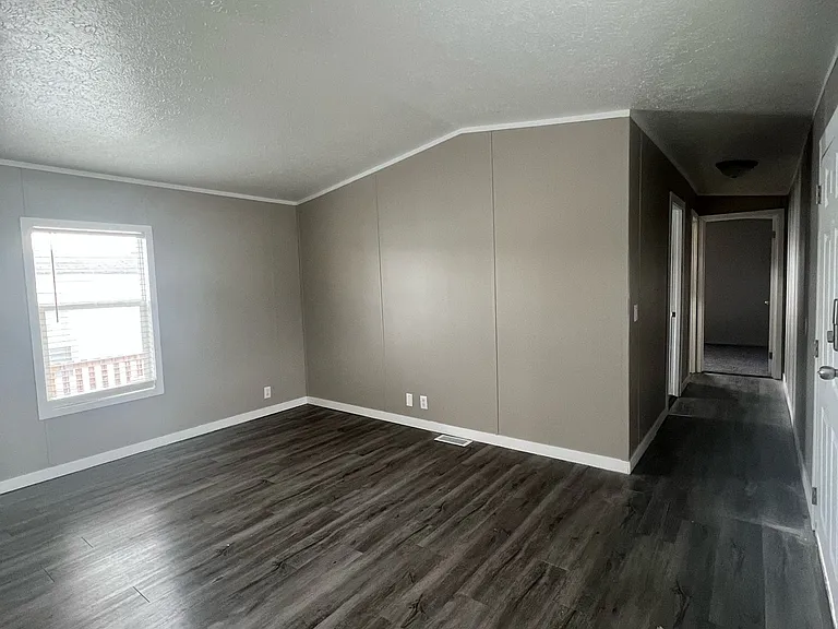 Five Seasons Davenport — Photo 19