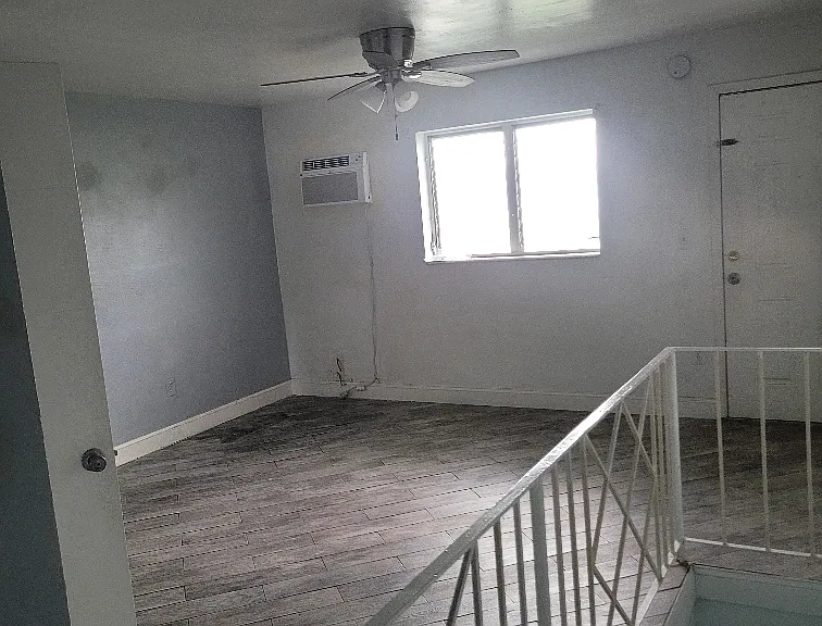 611 NW 34th Ave #1 — Photo 5