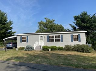 72 Clayton Dr, West Springfield, MA 01089
