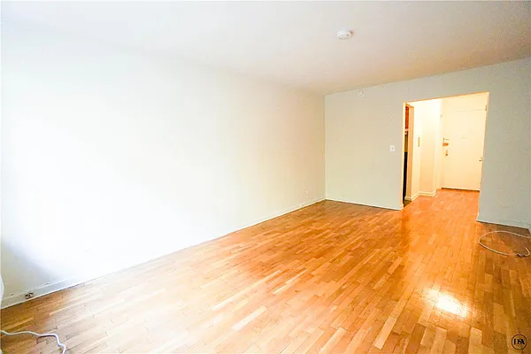 Rented by DSA Realty | media 15