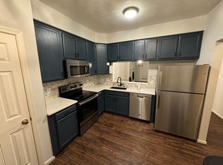 102 Durham Ct, Yorktown, VA 23693
