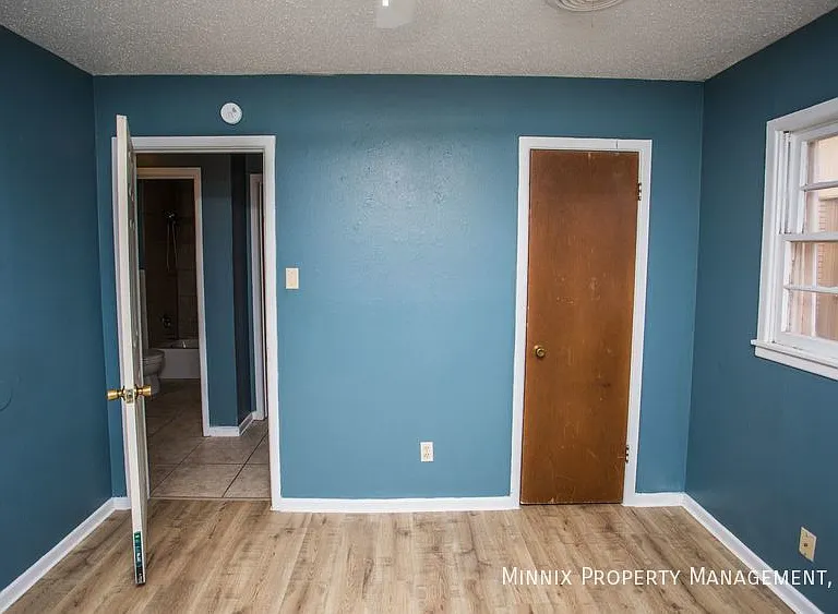 5442 6th St — Photo 26