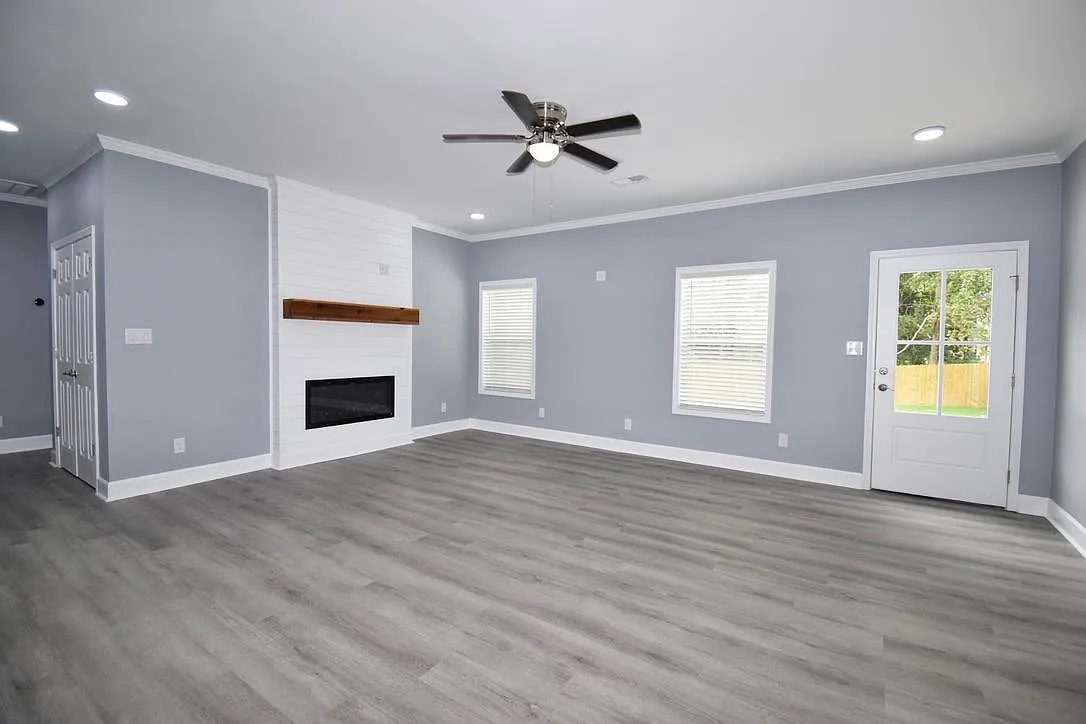 3 bed, 1600 sqft, $1,950 — Photo 3