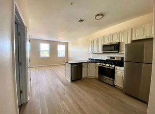 42 Summer St #22, Maynard, MA 01754