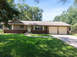 9234 Woodward St, Overland Park, KS 66212