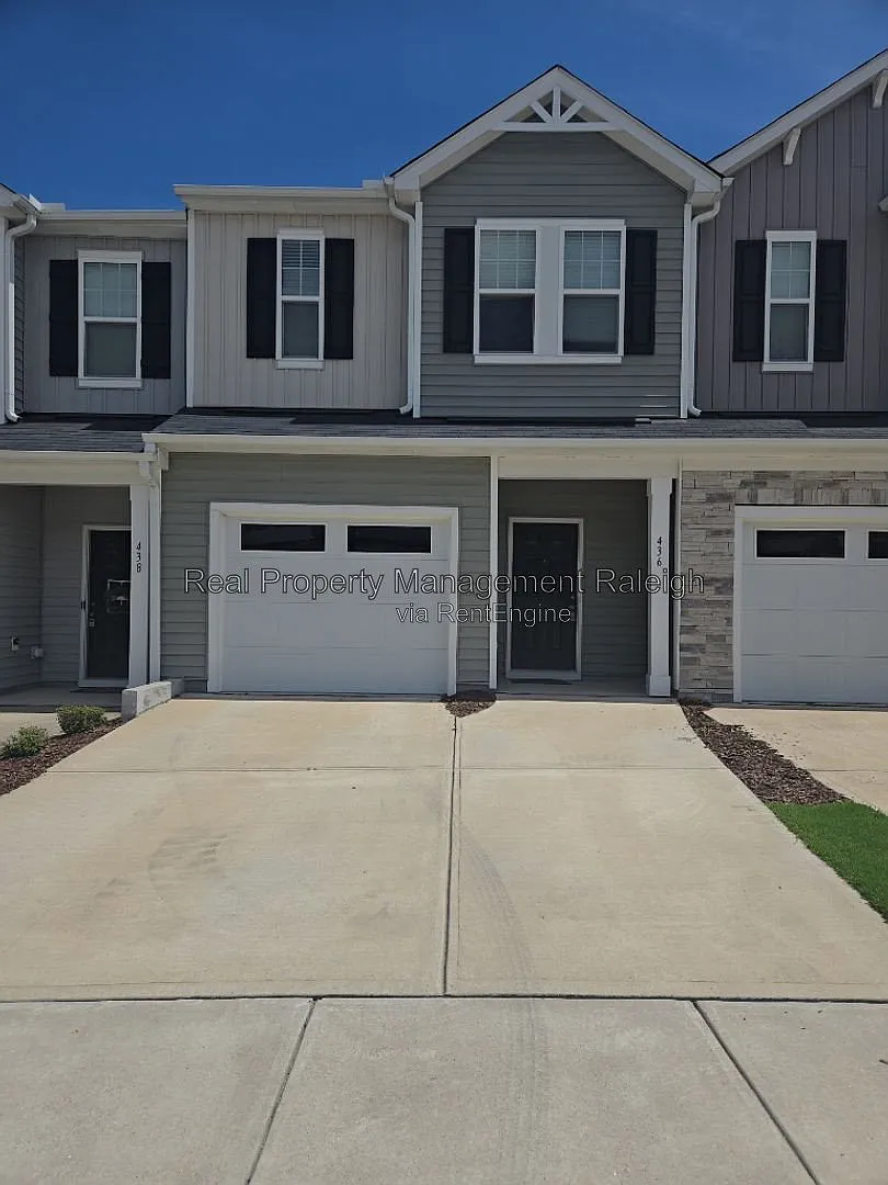 2 bed, 2.5 bath, 1500 sqft, $1,650 — Photo 1