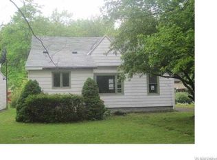 578 Tuscarora Rd, Angola, NY 14006