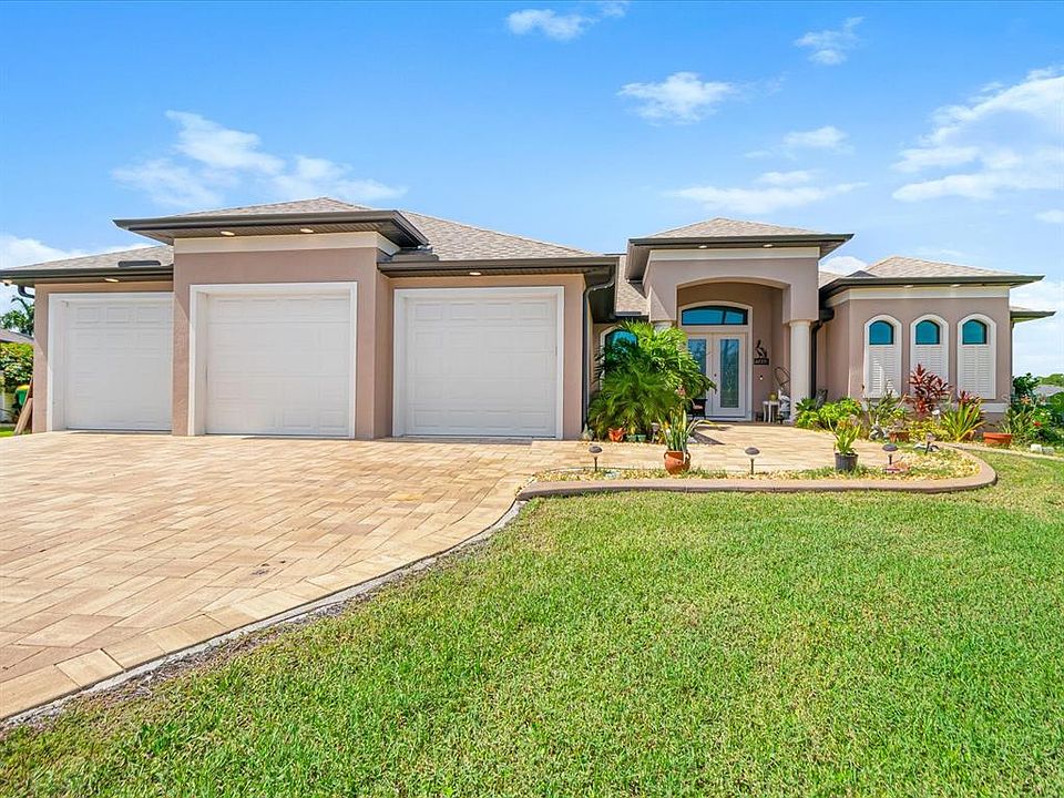 1st image of 15668 Autry Cir