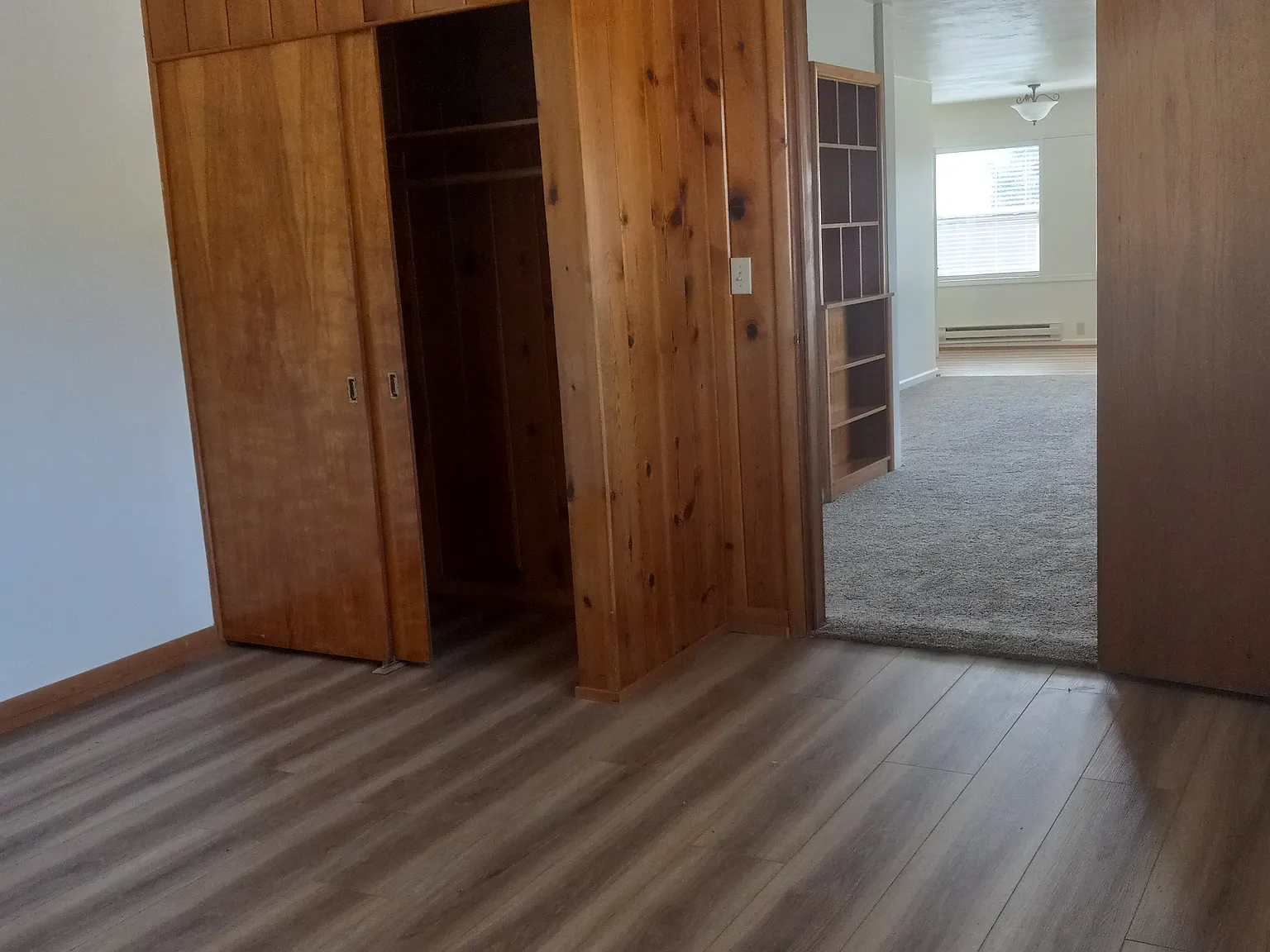 3 bed, 1.5 bath, 1290 sqft, $2,150 — Photo 4