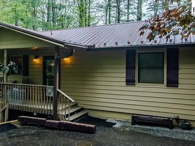 283 Spring Brook Road, Newland, NC, 28657