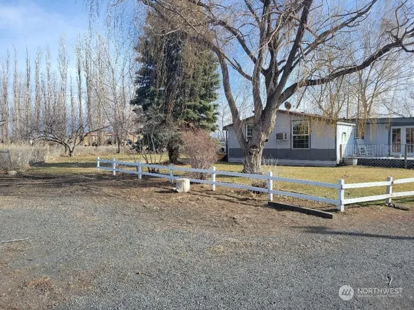 915 NE 18.8 Road, Soap Lake, WA 98851