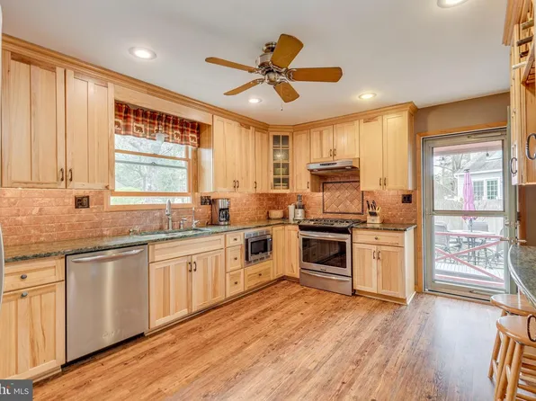 85 Powhatan Trl, Medford Lakes, NJ 08055