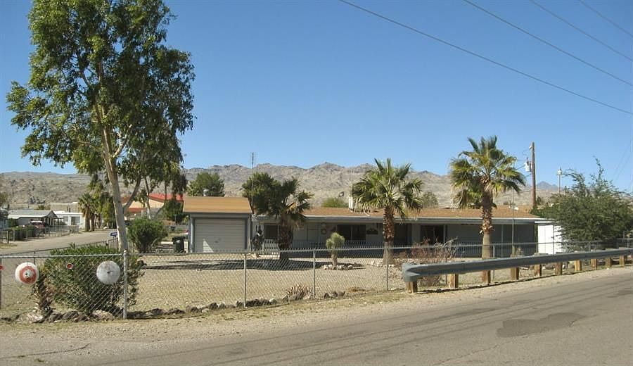 1st image of 697 Cherry Blossom Ln