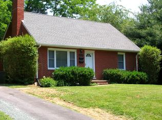 204 Azalea Dr #A, Charlottesville, VA 22903