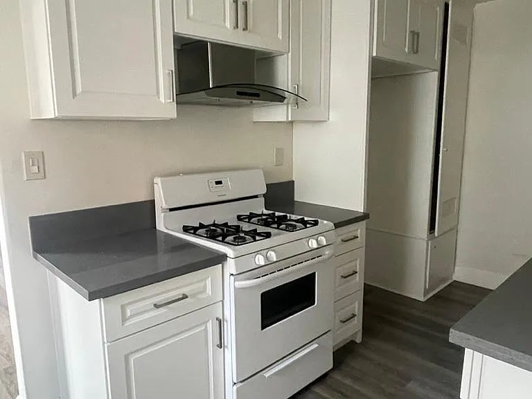 4366 Ventura Canyon Ave #11 — Photo 1