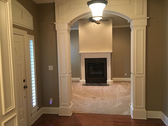 3rd image of 1125 Garden Park Cir