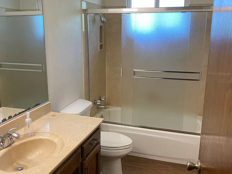 2144 Beechwood Ct — Photo 9