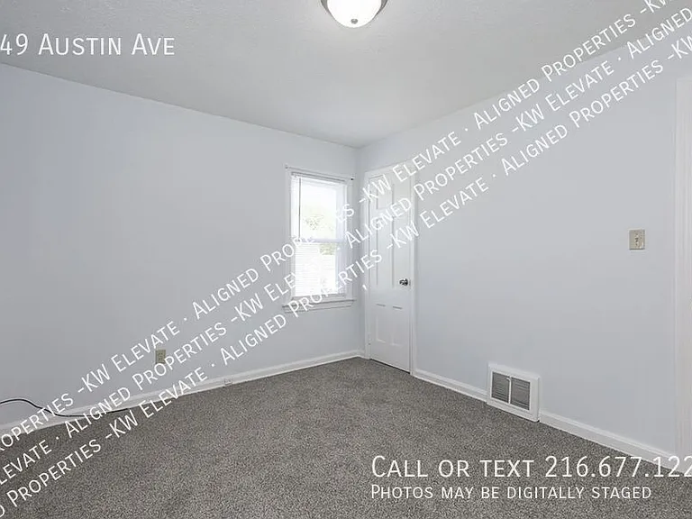 949 Austin Ave — Photo 9