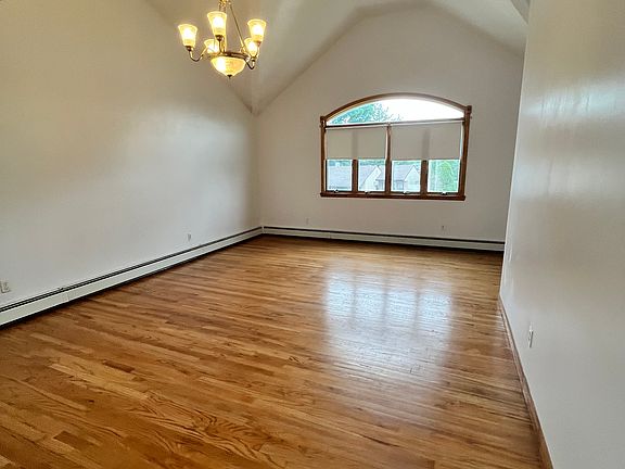 2nd image of 4278 Clarissa Rd