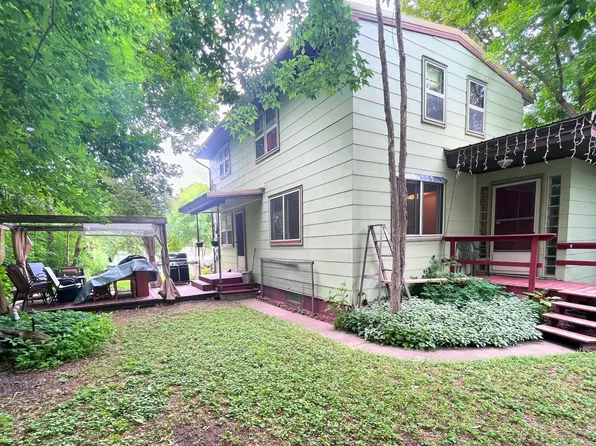 306 7th Ave, Bovey, MN 55709