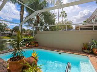 5729 Cove Cir, Naples, FL 34119