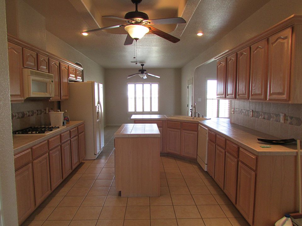1st image of 11413 Patricia Ave