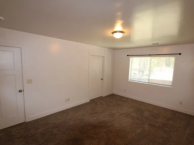 462 Kiowa — Photo 22