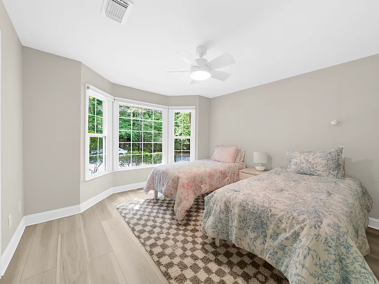 5061 Avalon Dr — Photo 13